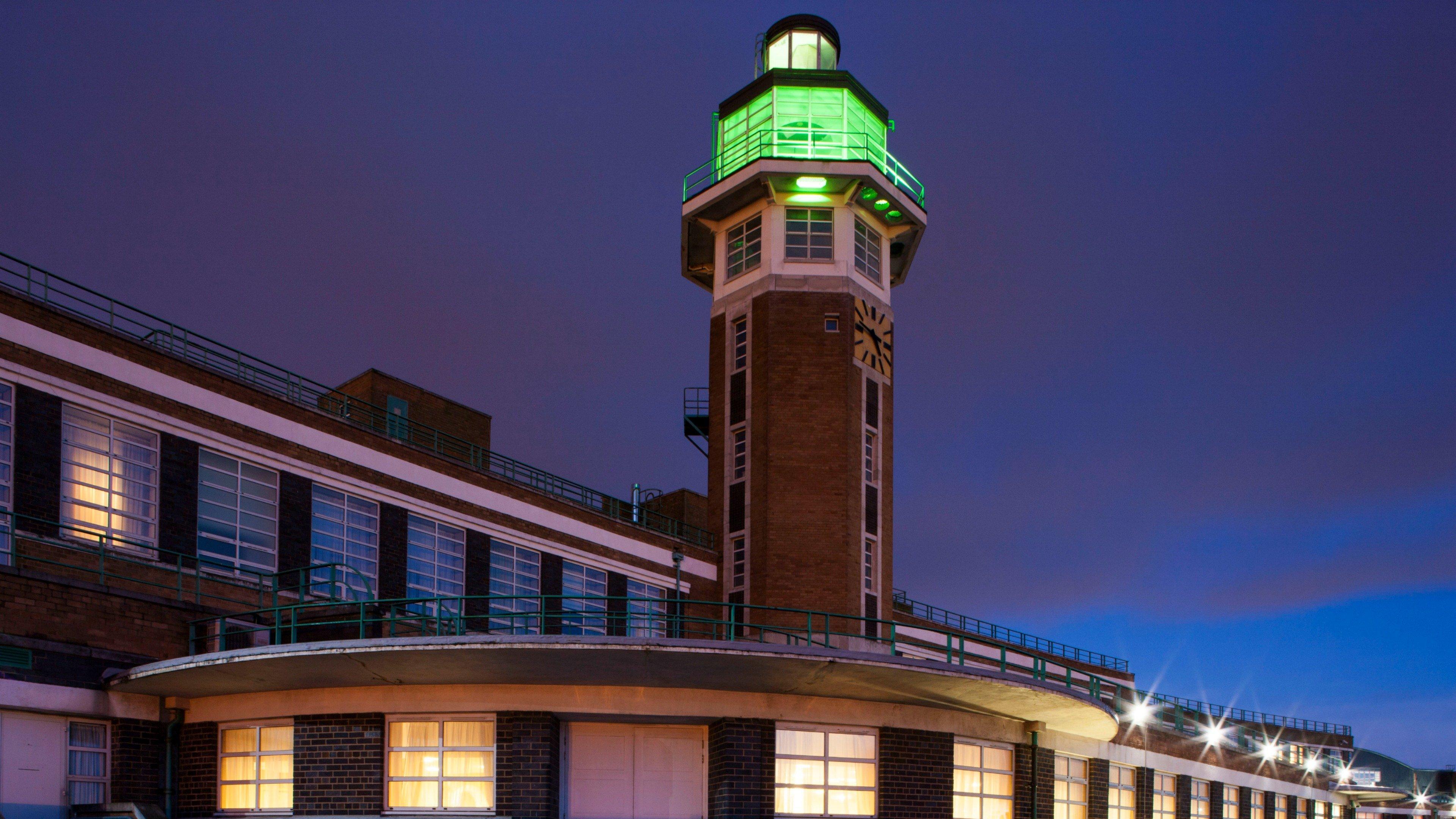Crowne Plaza Liverpool - John Lennon Airport By Ihg Екстер'єр фото