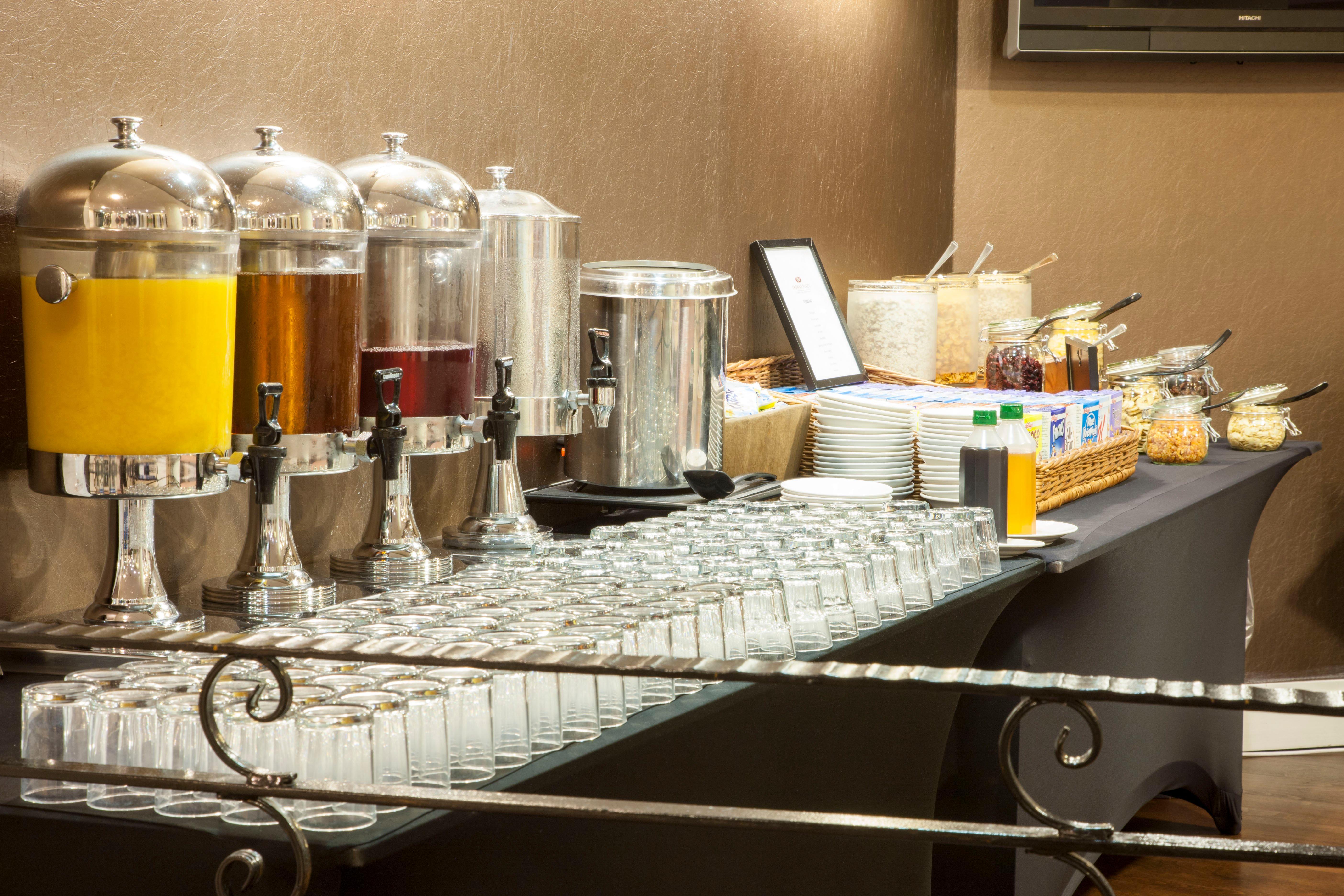 Crowne Plaza Liverpool - John Lennon Airport By Ihg Екстер'єр фото