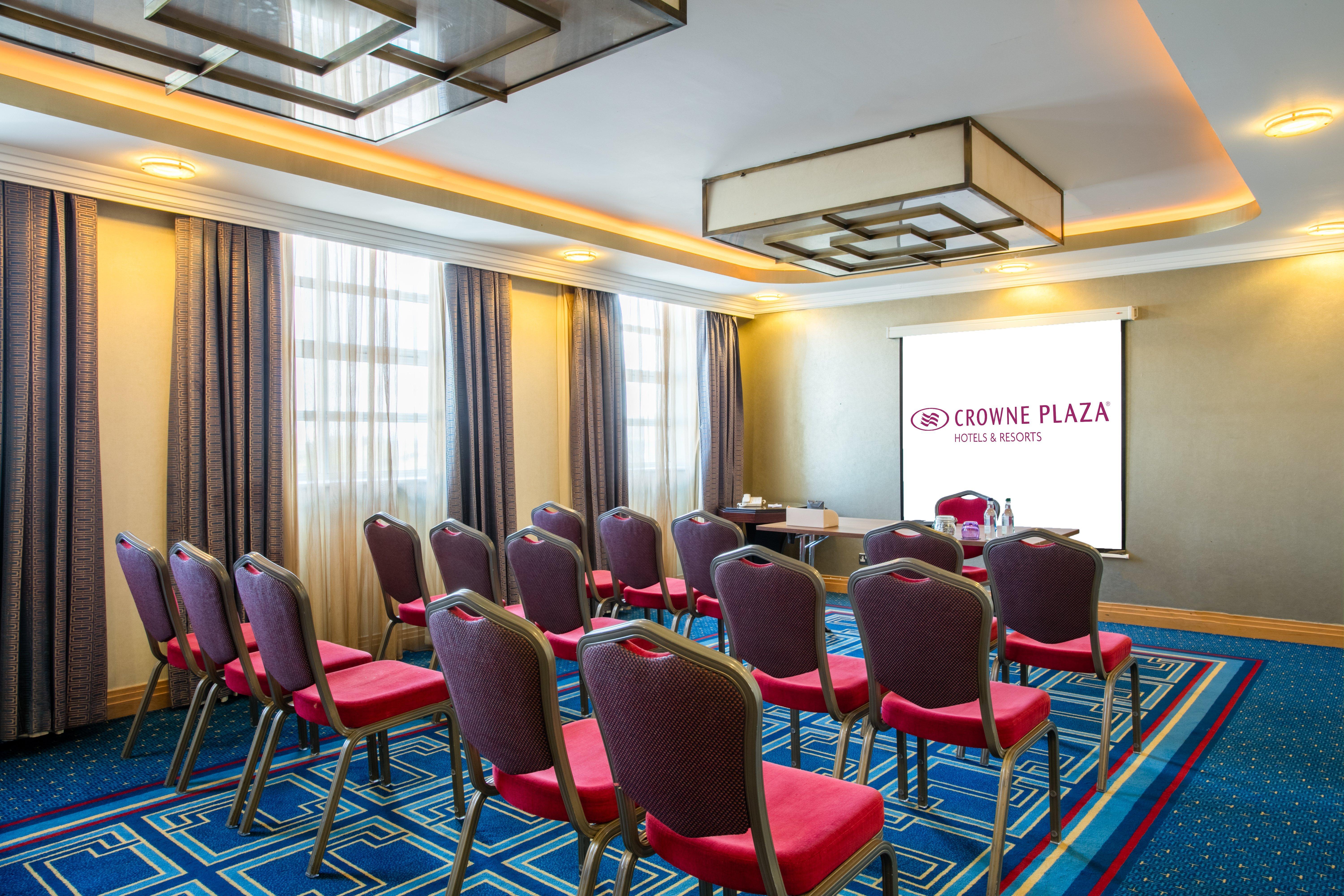 Crowne Plaza Liverpool - John Lennon Airport By Ihg Екстер'єр фото