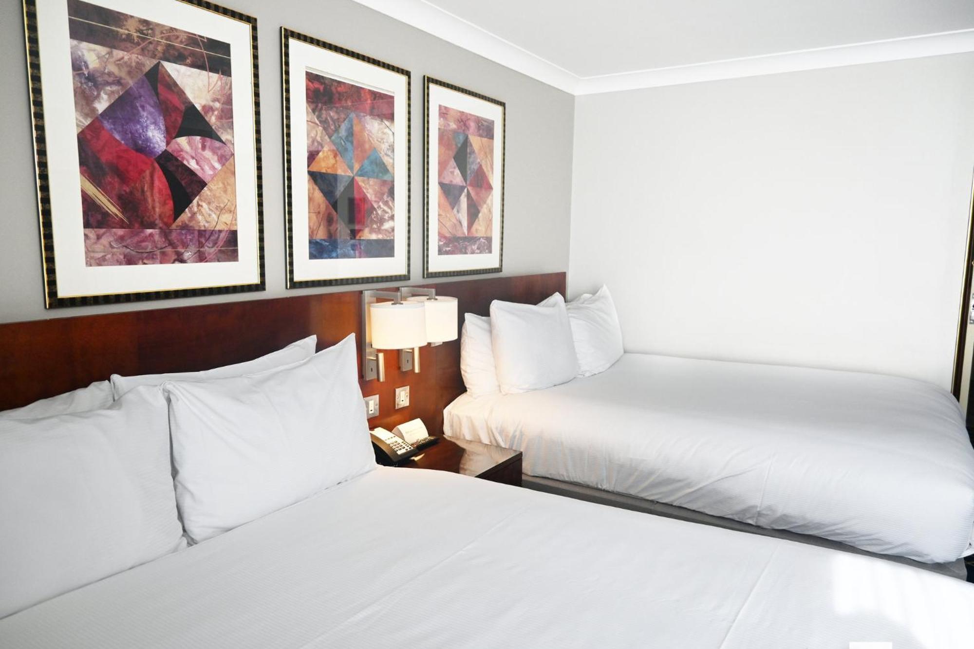 Crowne Plaza Liverpool - John Lennon Airport By Ihg Екстер'єр фото