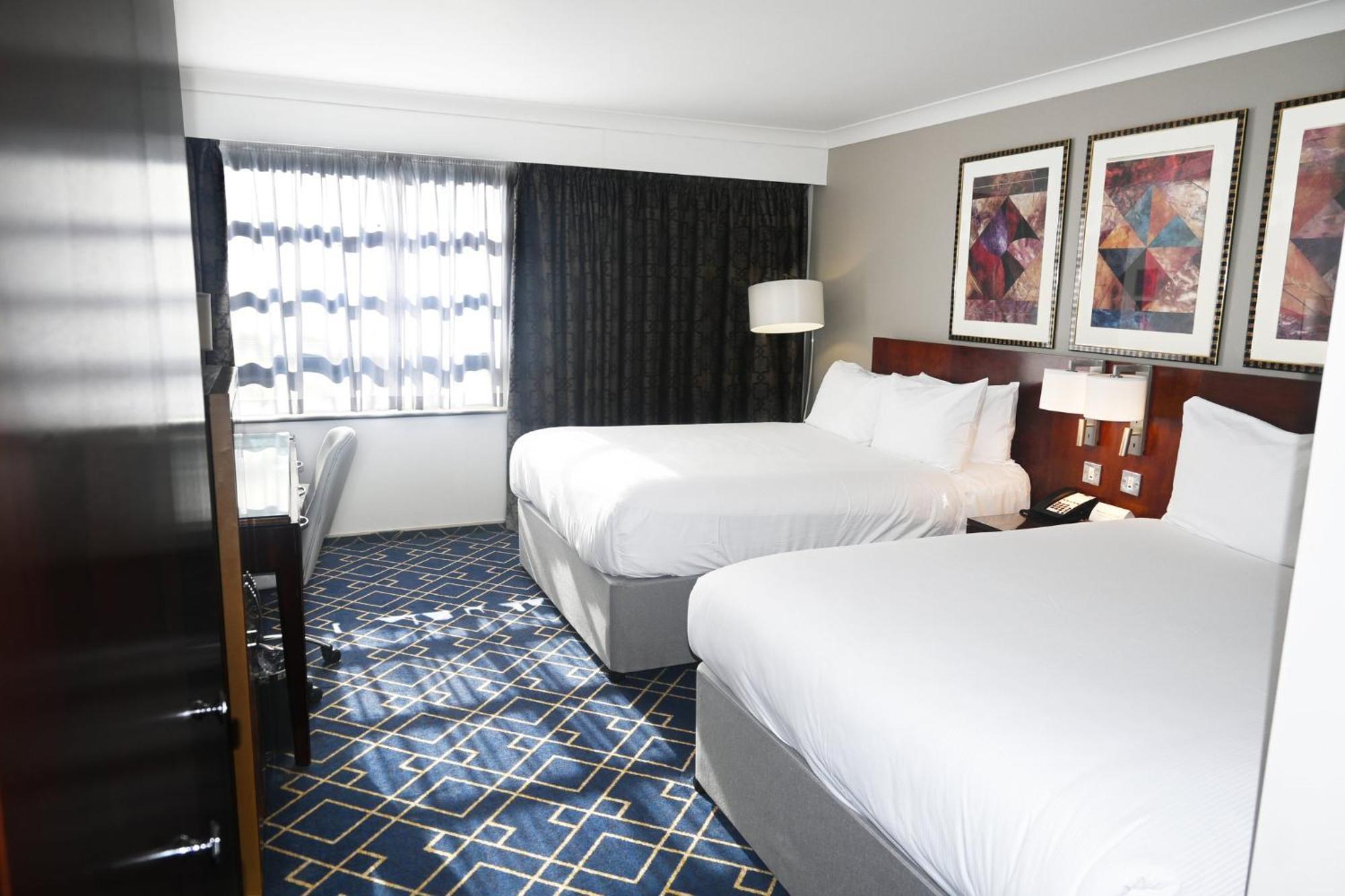 Crowne Plaza Liverpool - John Lennon Airport By Ihg Екстер'єр фото