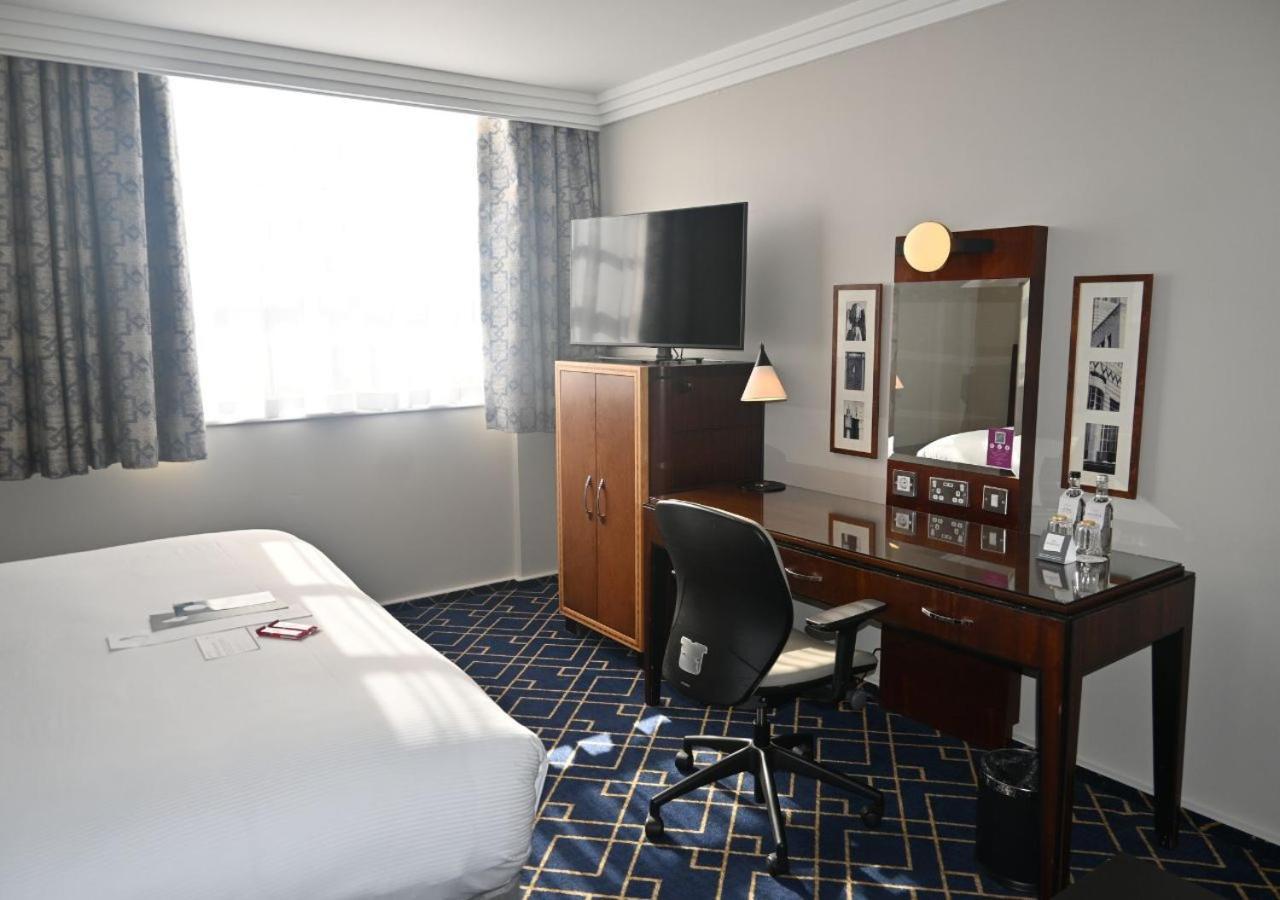 Crowne Plaza Liverpool - John Lennon Airport By Ihg Екстер'єр фото